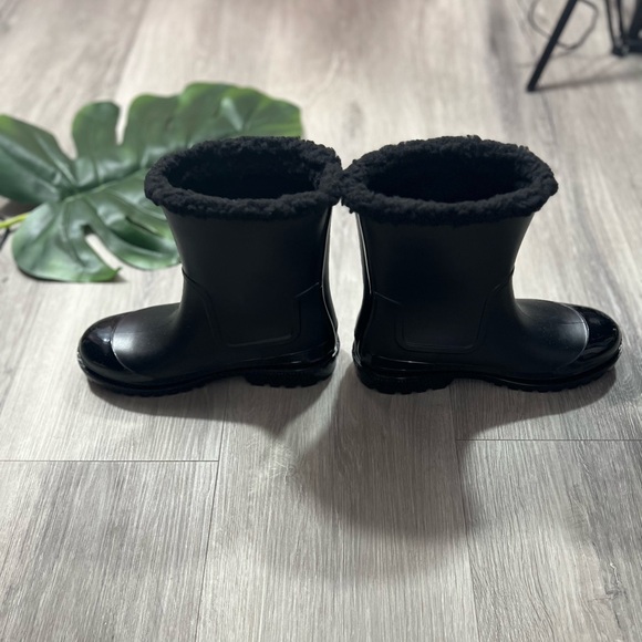 Michael Kors Montaigne Faux Shearling-Line PVC Rain Boot ✨brand new✨ No box - Picture 10 of 11